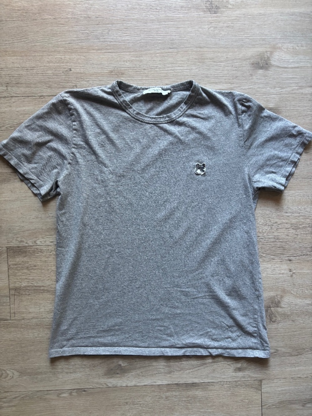 Maison Kitsune Paris Grey Fox Head T-Shirt M